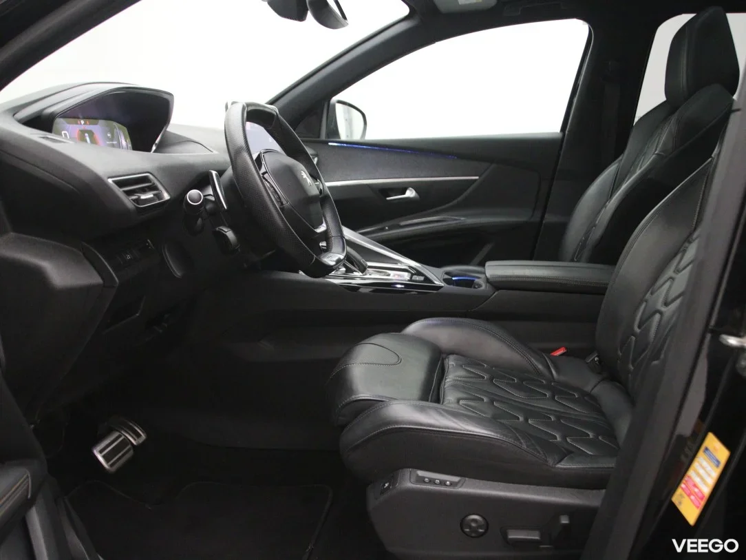 Peugeot 5008 1.5 96kW