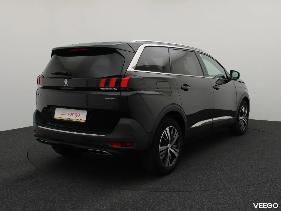 Peugeot 5008 1.5 96kW