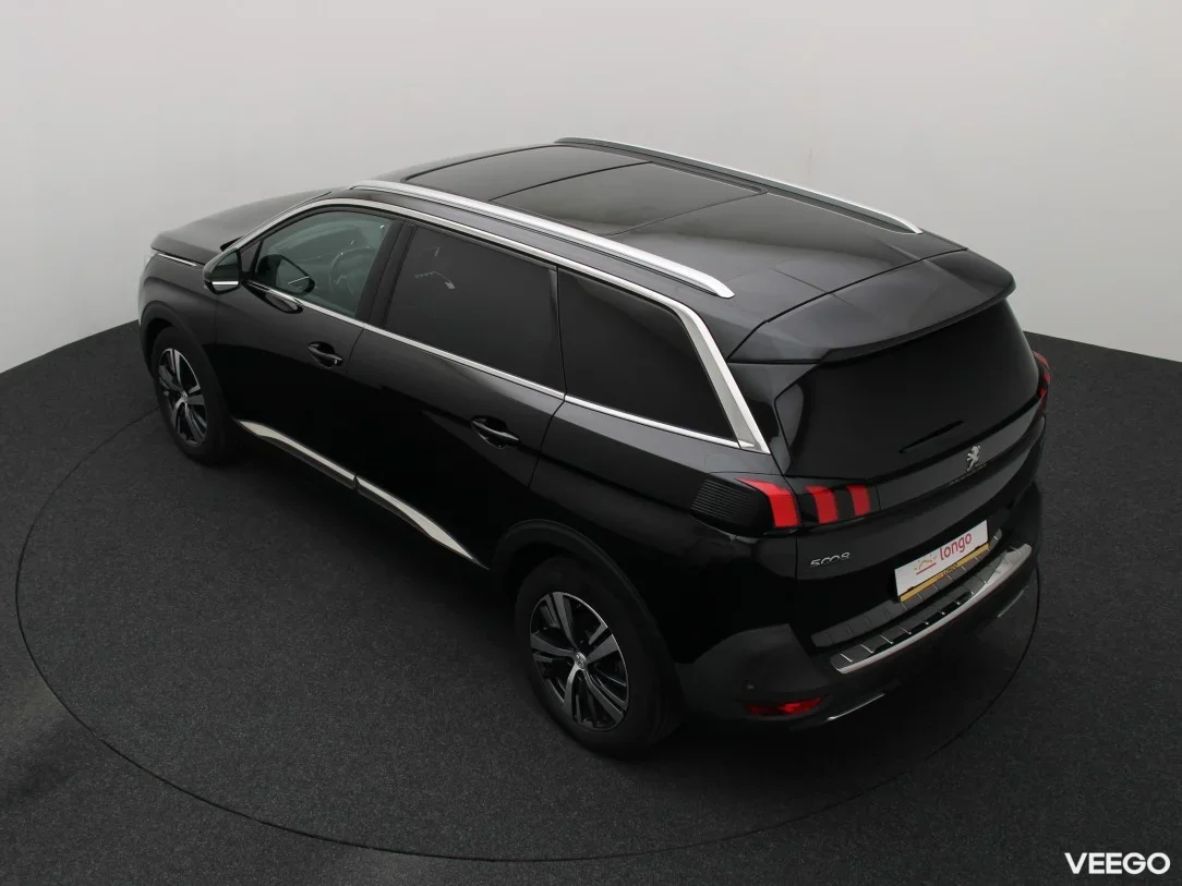 Peugeot 5008 1.5 96kW