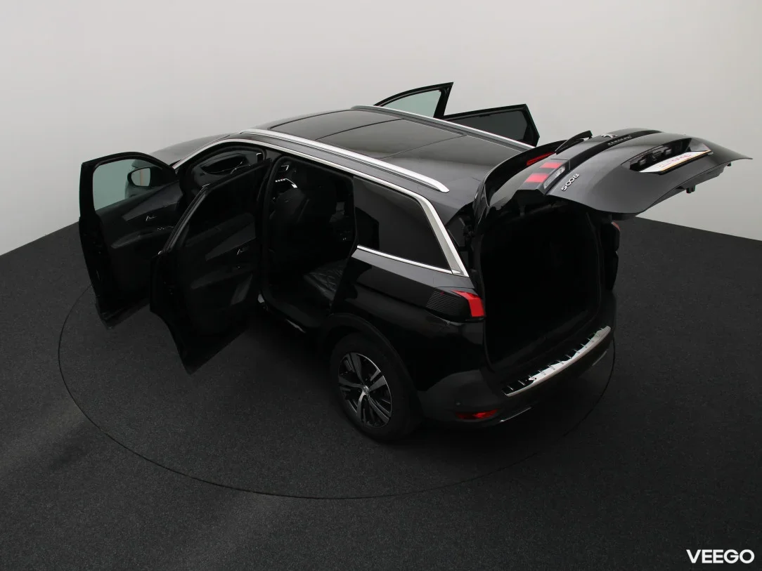 Peugeot 5008 1.5 96kW