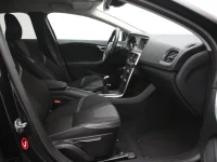 Volvo V40 2 140kW thumbnail