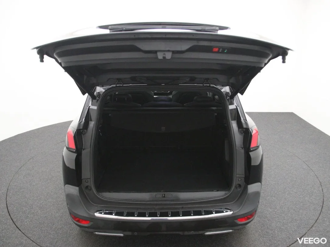 Peugeot 5008 1.5 96kW