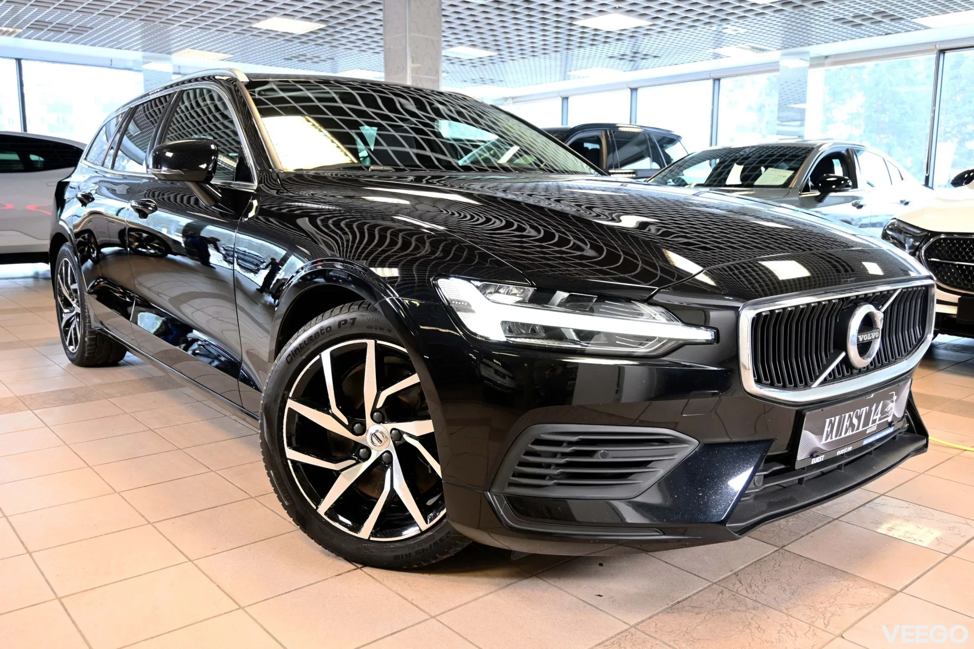 Volvo V60 T6 AWD H&K PLUS INTELLI SAFE PRO 2 253kW