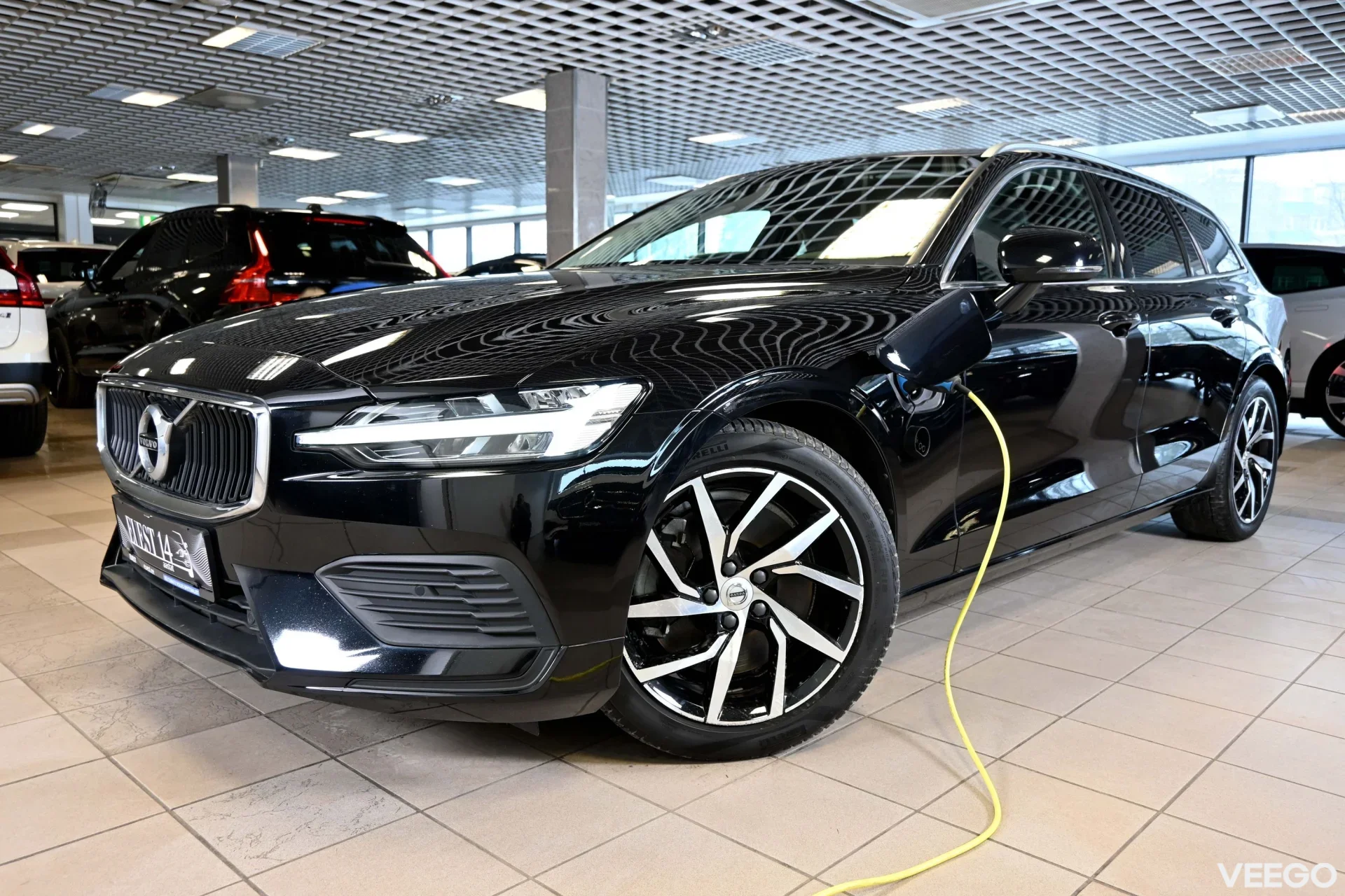 Volvo V60 T6 AWD H&K PLUS INTELLI SAFE PRO 2 253kW