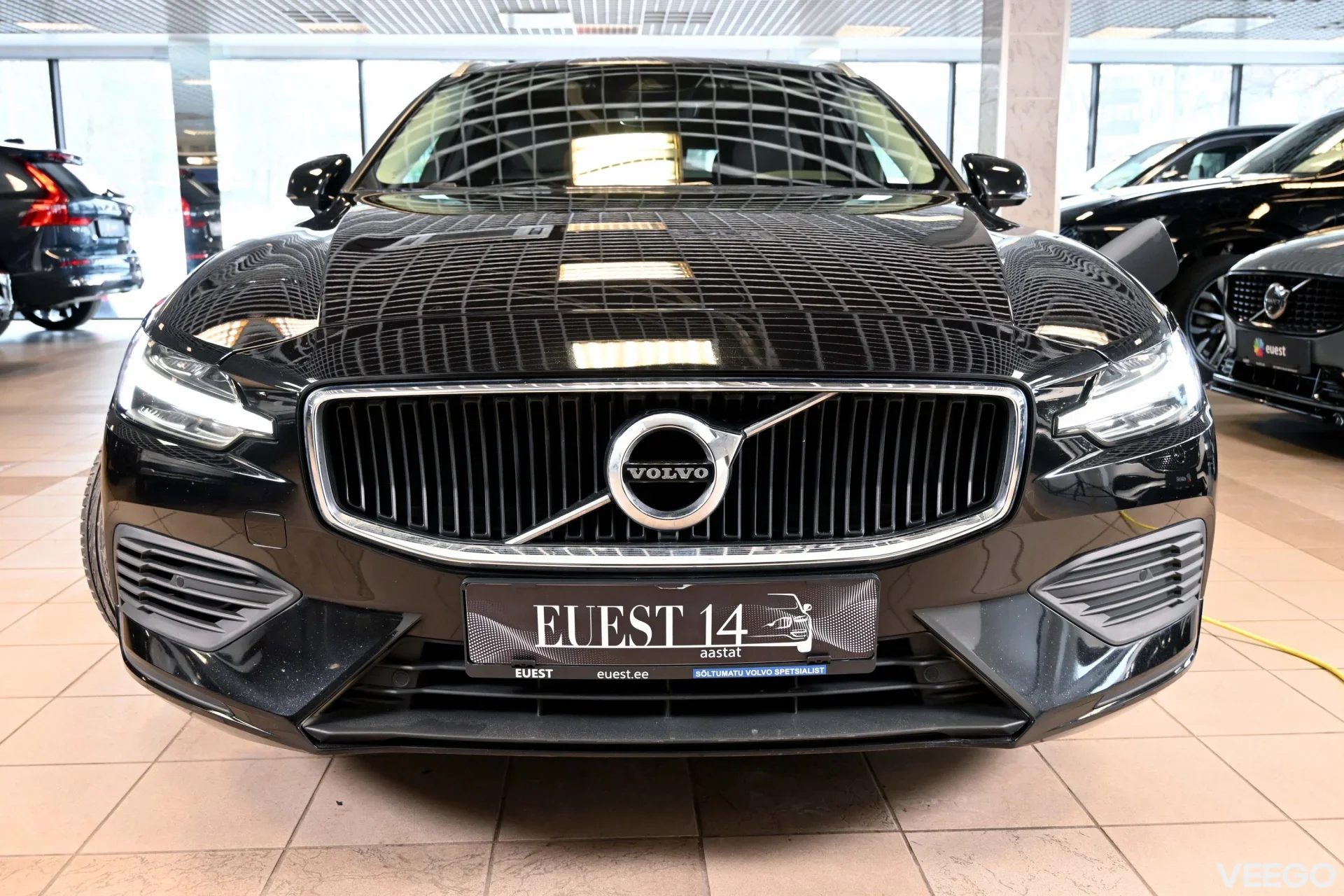 Volvo V60 T6 AWD H&K PLUS INTELLI SAFE PRO 2 253kW