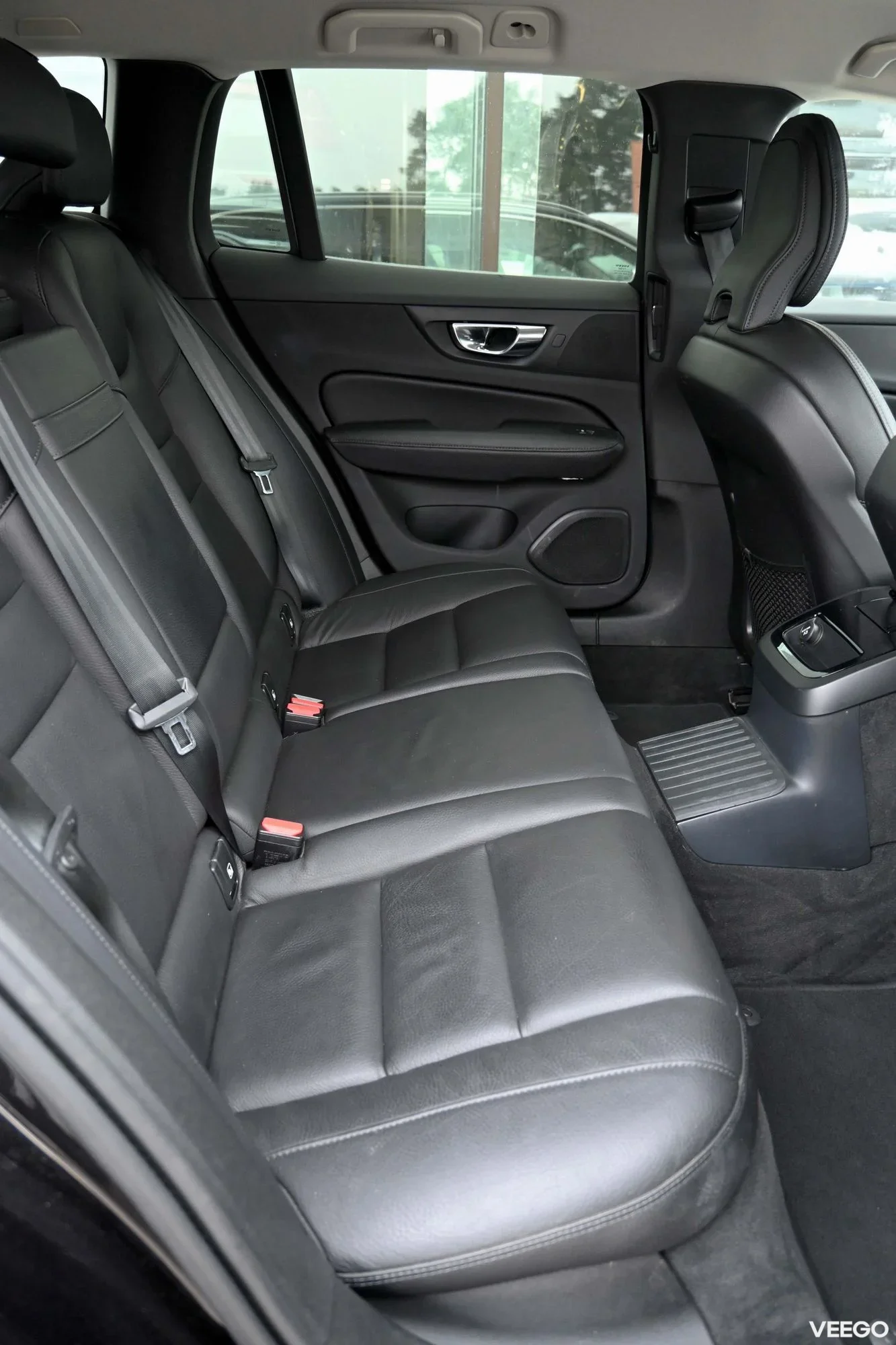 Volvo V60 T6 AWD H&K PLUS INTELLI SAFE PRO 2 253kW