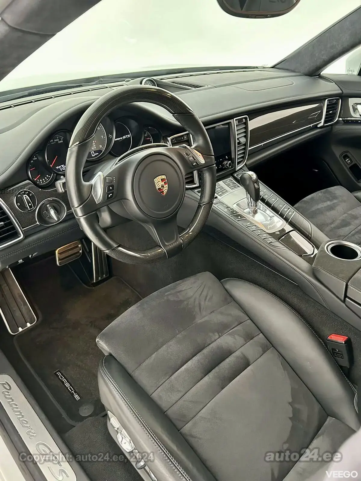 Porsche Panamera 4 GTS Facelift PDK Chrono 4.8 4.8 324kW