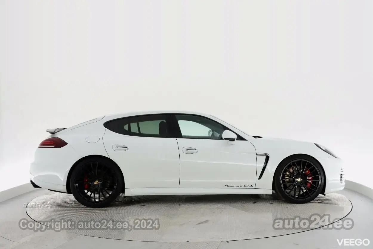Porsche Panamera 4 GTS Facelift PDK Chrono 4.8 4.8 324kW