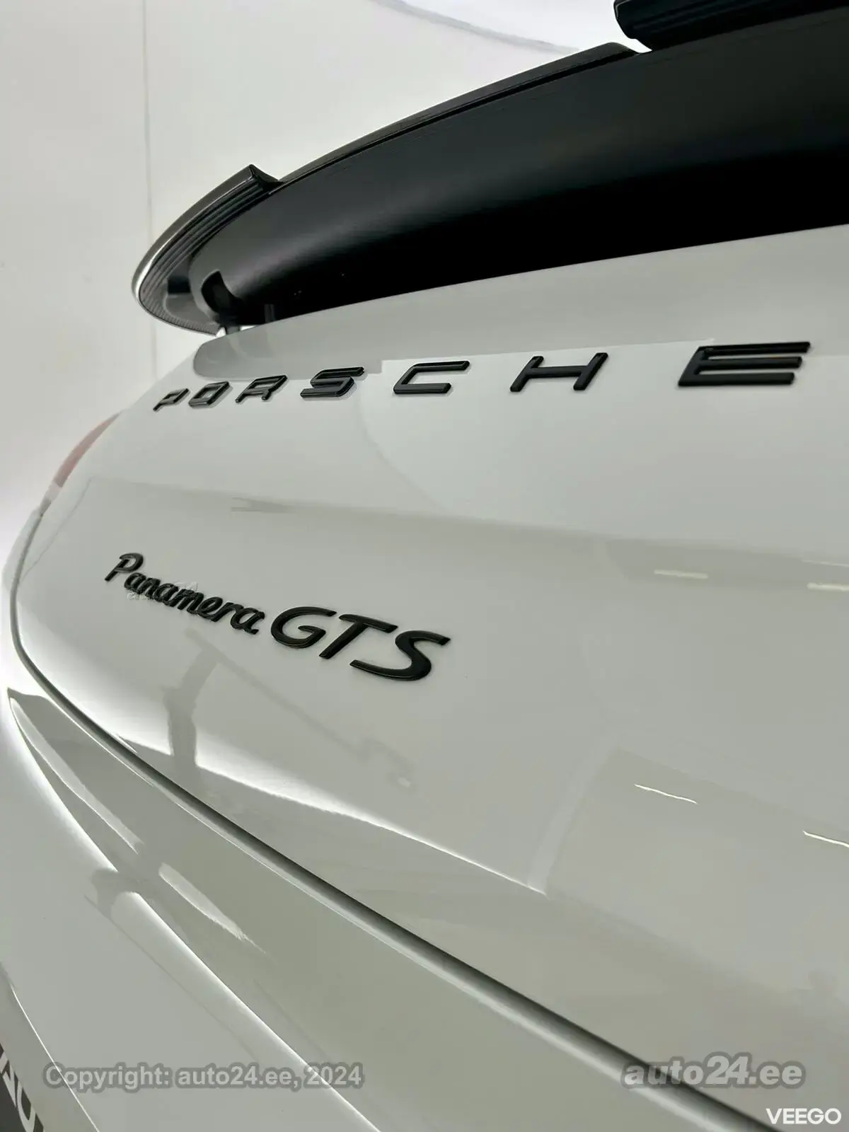 Porsche Panamera 4 GTS Facelift PDK Chrono 4.8 4.8 324kW