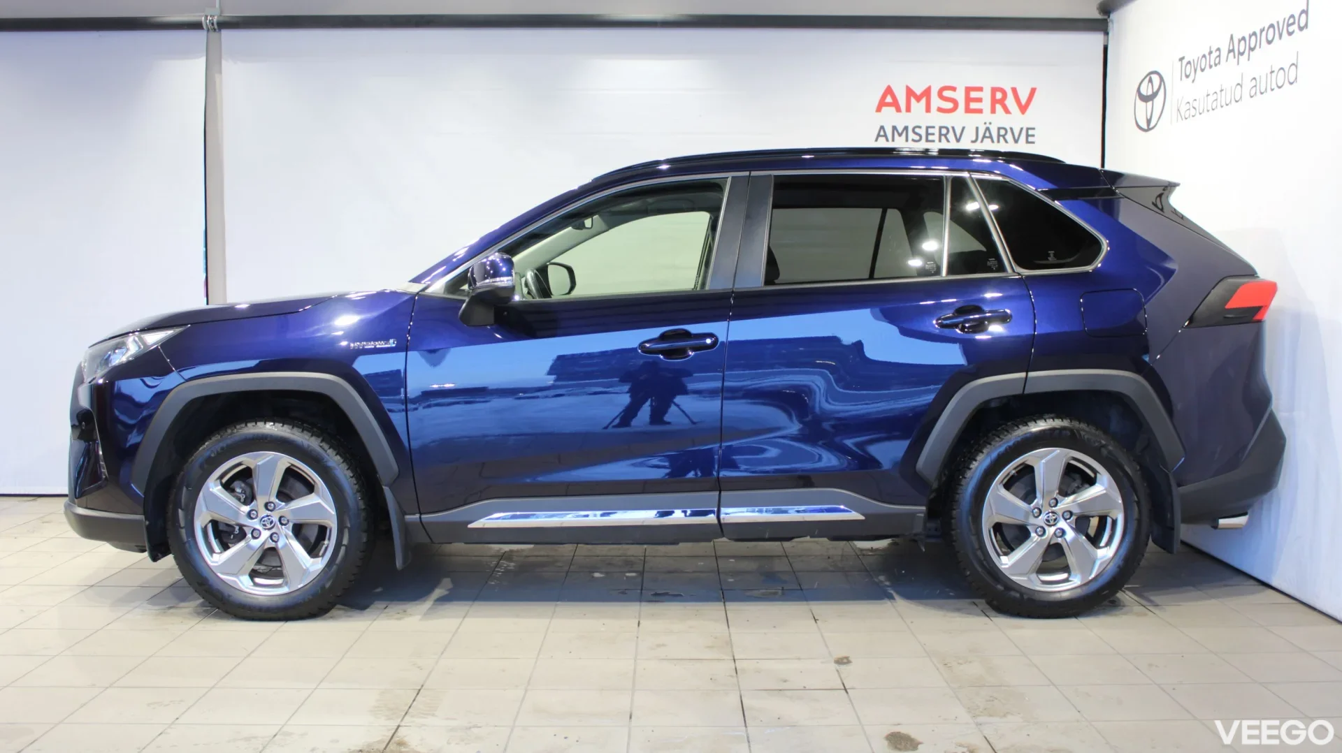 Toyota RAV4 Luxury Plus 2.5 131kW