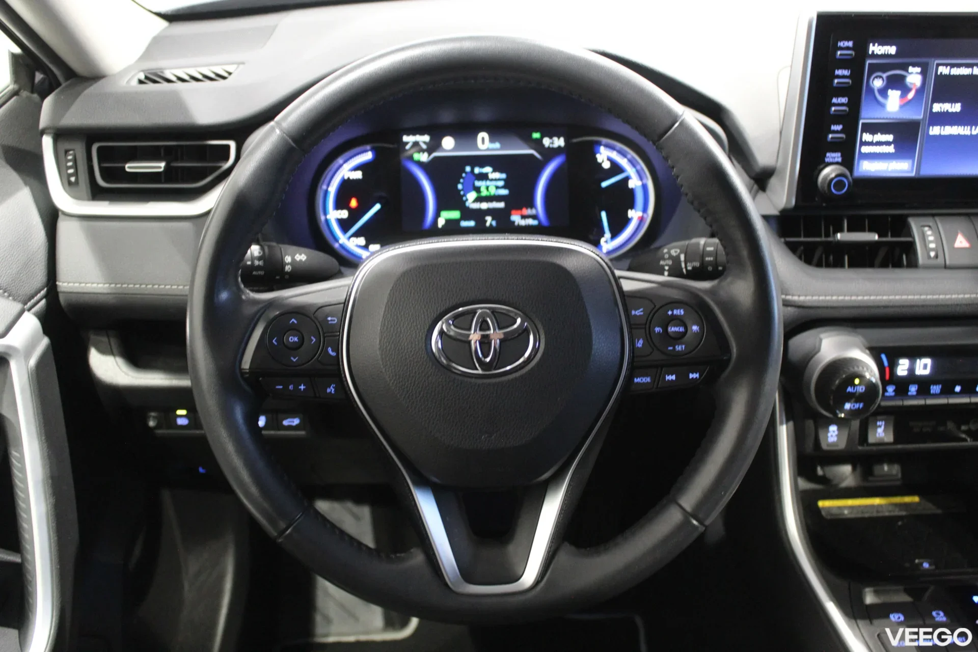 Toyota RAV4 Luxury Plus 2.5 131kW