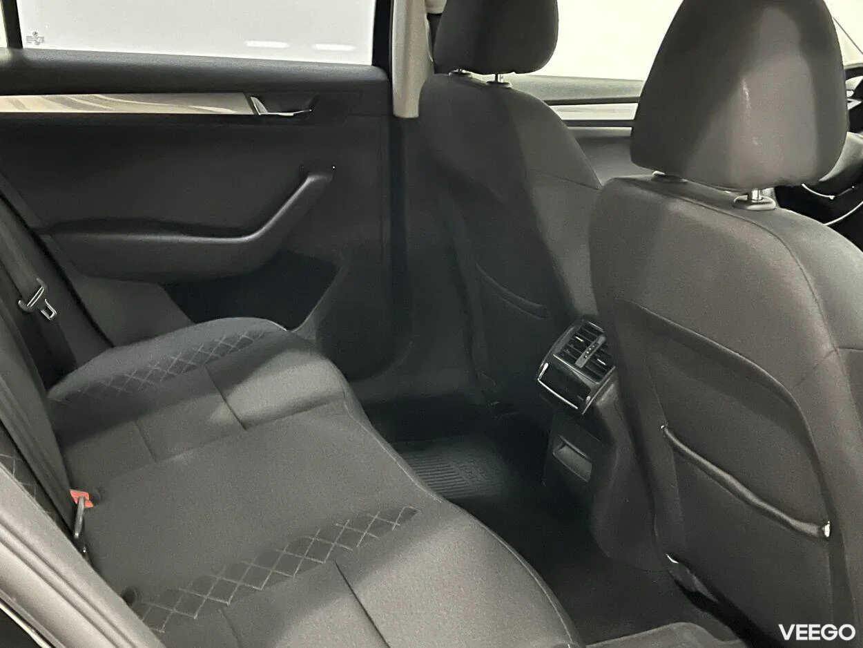 Skoda Superb HB Active FL 4x4 2 140kW