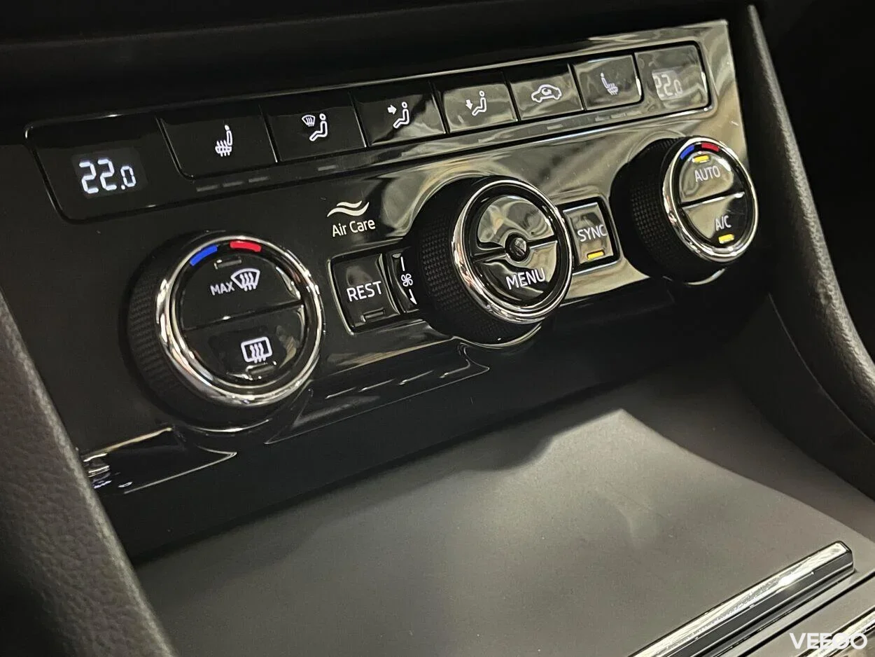 Skoda Superb HB Active FL 4x4 2 140kW