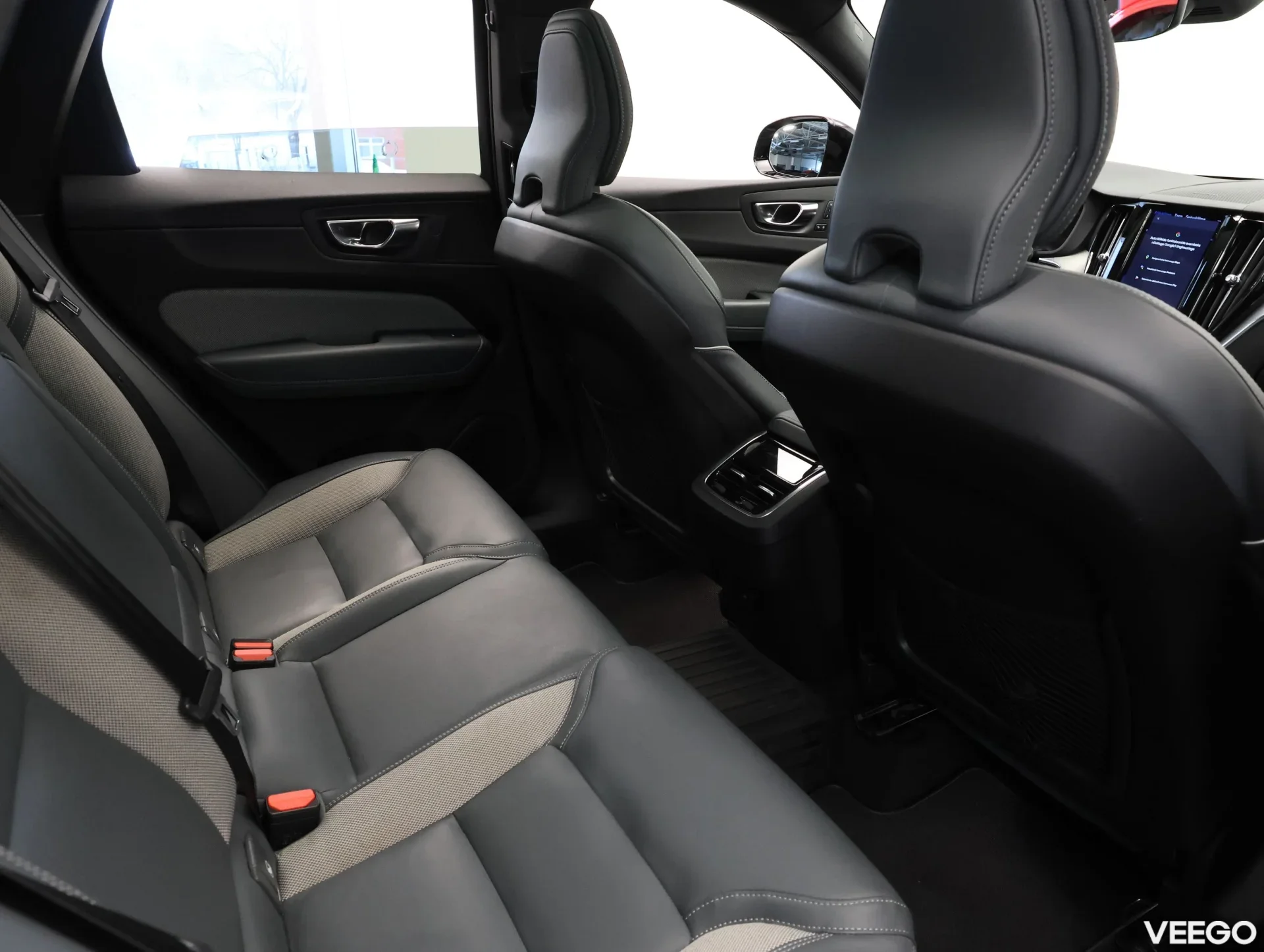 Volvo XC60 B5 AWD Dark Edition Intelli Safe 2 184kW