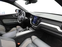 Volvo XC60 B5 AWD Dark Edition Intelli Safe 2 184kW thumbnail
