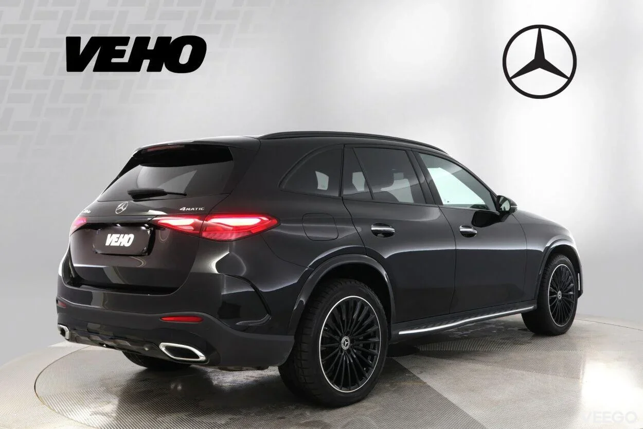 Mercedes-Benz GLC300 de AMG Night 2 145kW