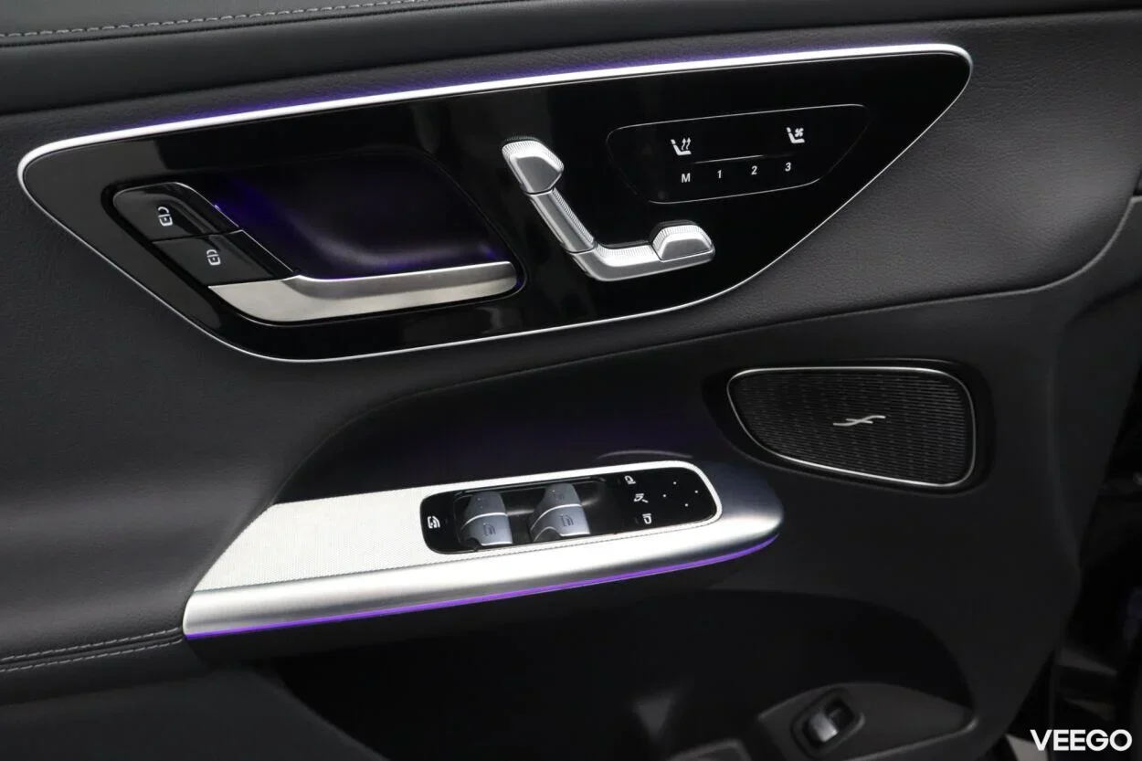 Mercedes-Benz GLC300 de AMG Night 2 145kW