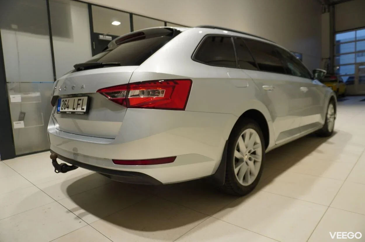 Skoda Superb ACTIVE COMBI 2 110kW