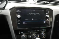 Volkswagen Passat R-LINE 2 140kW thumbnail