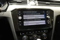 Volkswagen Passat R-LINE 2 140kW thumbnail