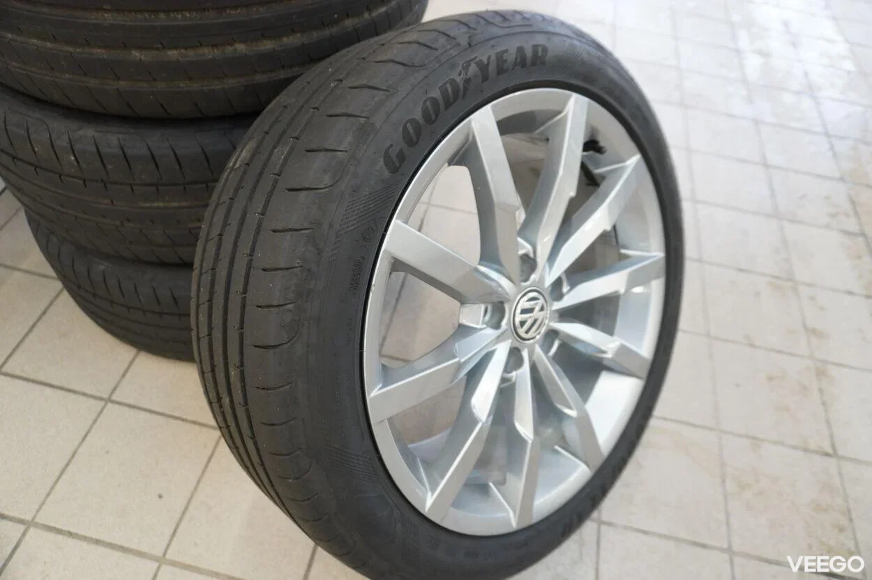 Volkswagen Passat R-LINE 2 140kW