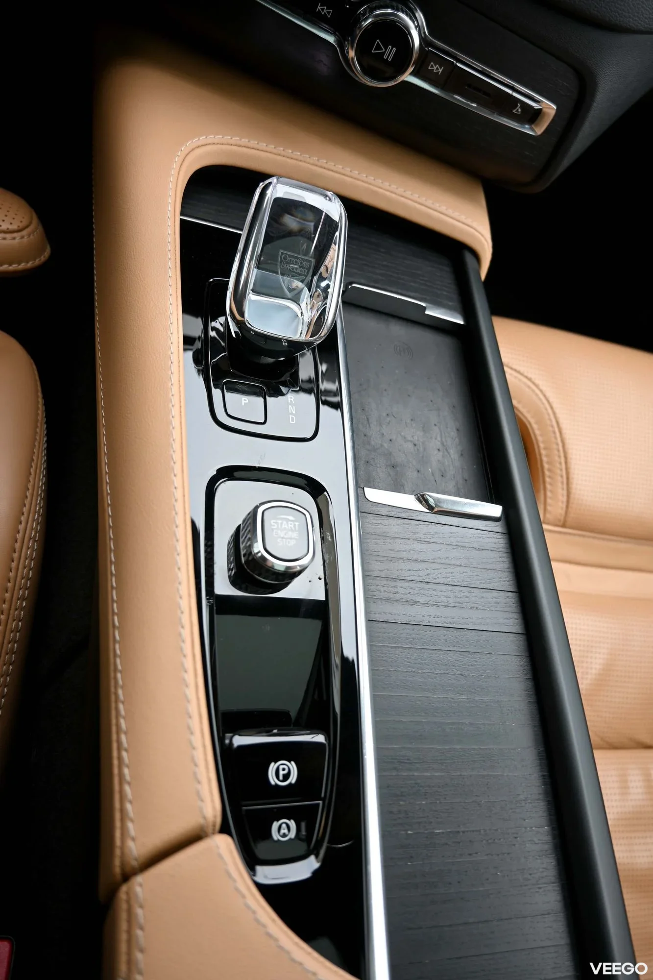 Volvo XC90 AWD T8 H&K LUXURY+ ULTIMATE BRIGHT 7 XENIUM INTELLI SAFE 2 335kW