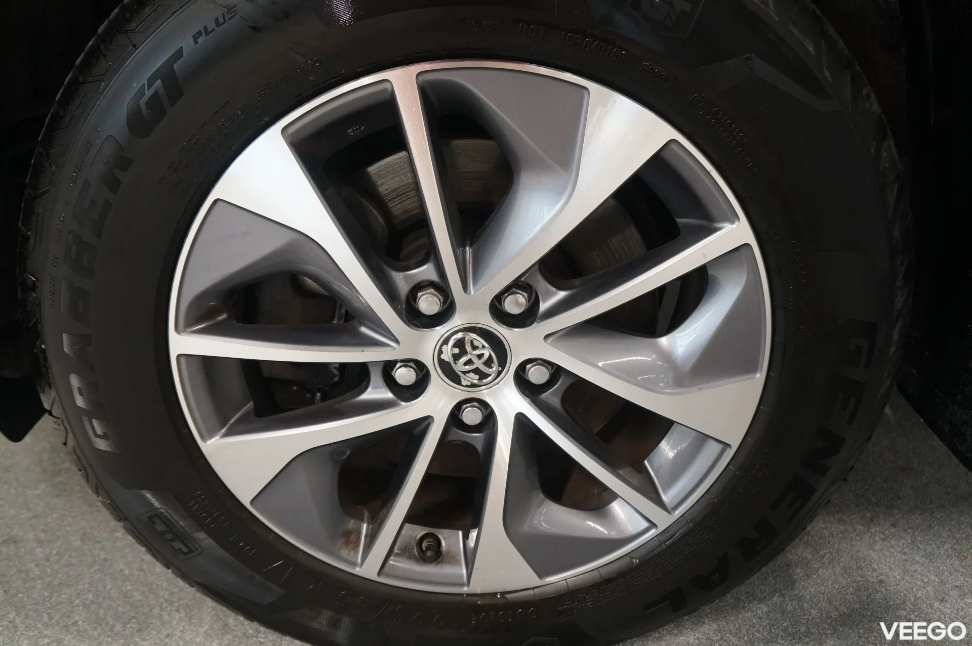 Toyota RAV4 Luxury Fleet 2.5 114kW