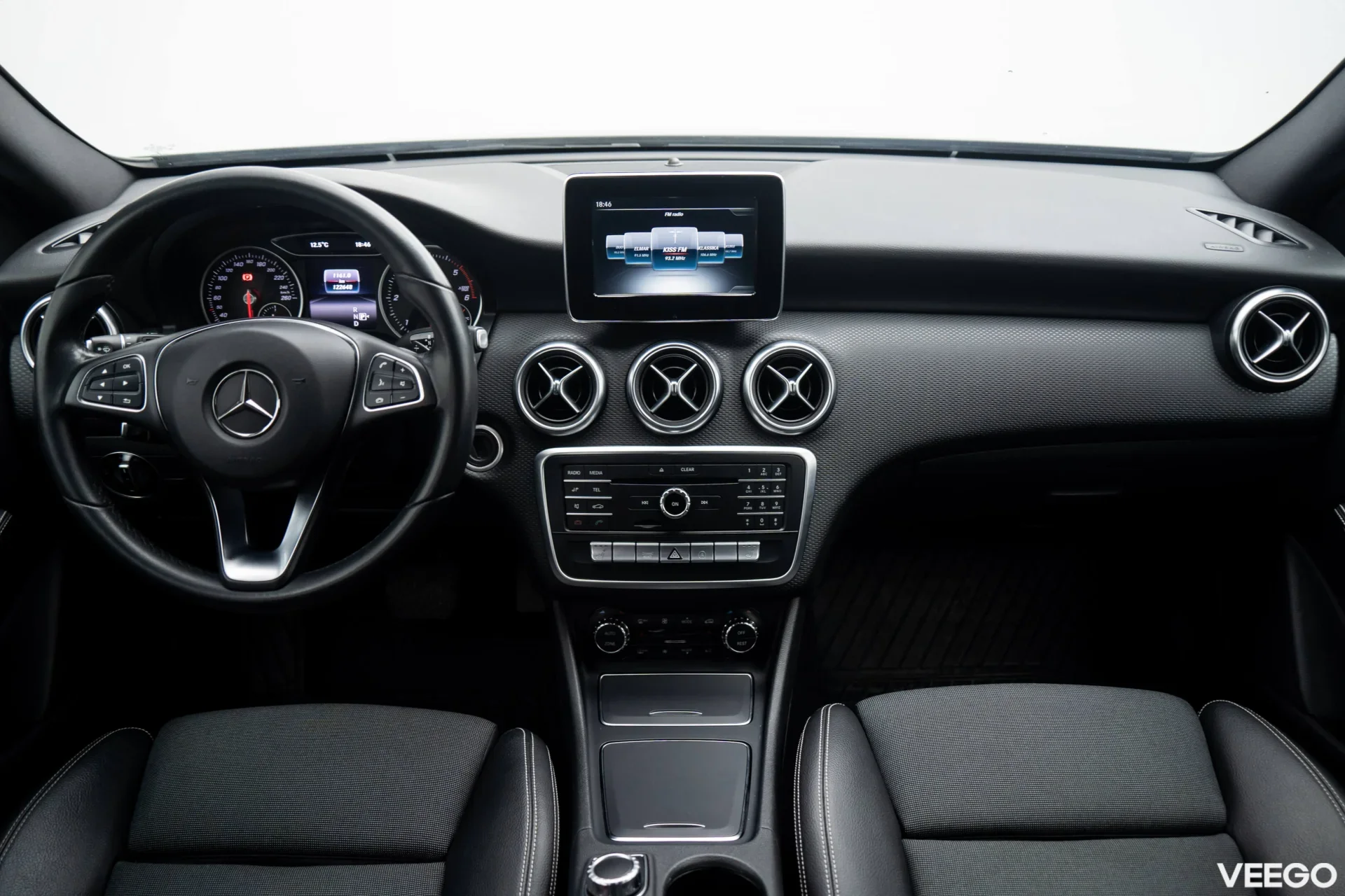 Mercedes-Benz A180 BlueEFFICIENCY 1.5 80kW