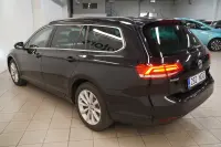 Volkswagen Passat Variant Highline 2 110kW thumbnail