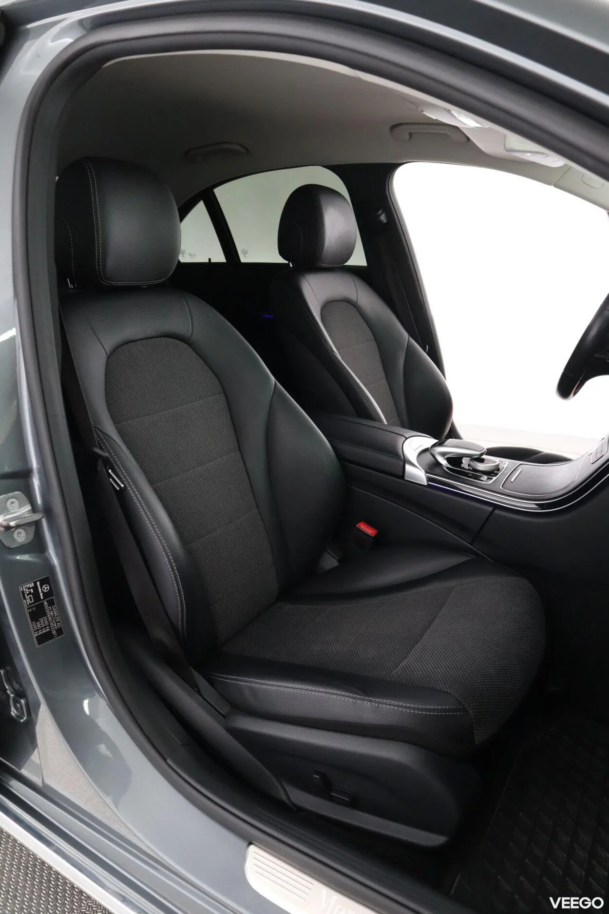 Mercedes-Benz C180 Avantgarde 1.6 115kW