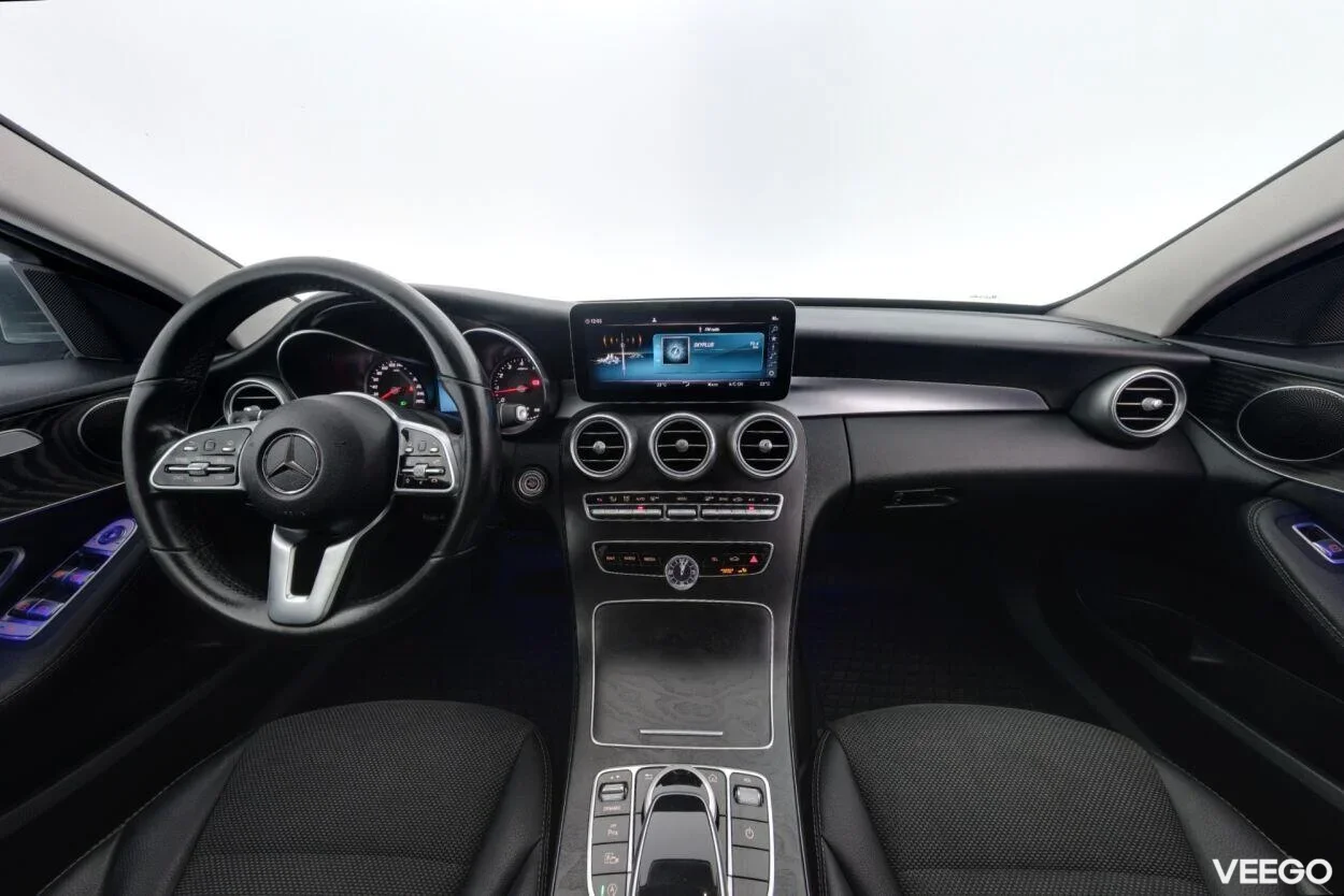 Mercedes-Benz C180 Avantgarde 1.6 115kW