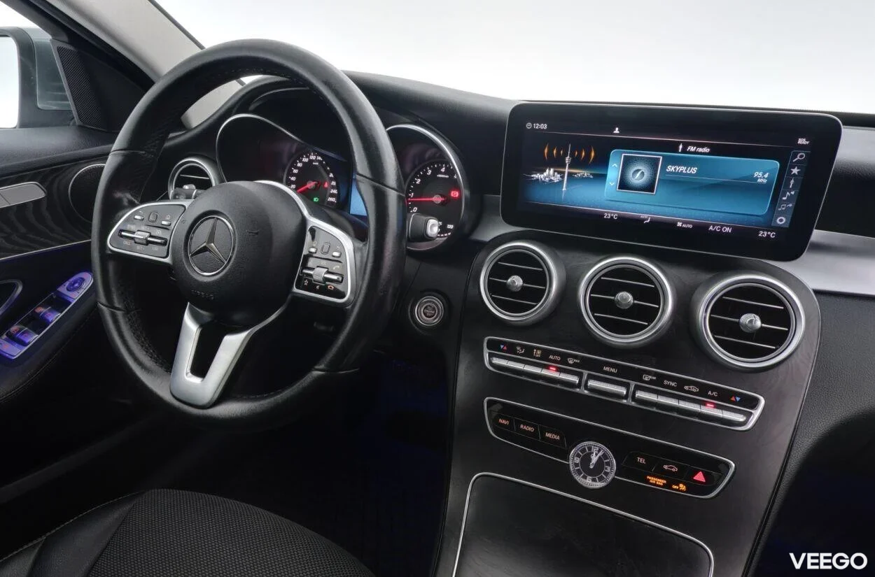 Mercedes-Benz C180 Avantgarde 1.6 115kW