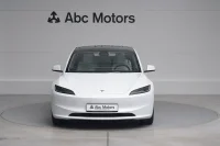 Tesla Model 3 Highland Long Range AWD 153kW thumbnail