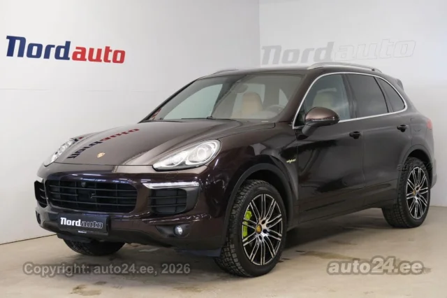Image of Porsche Cayenne S E-Hybrid - 3 245kW