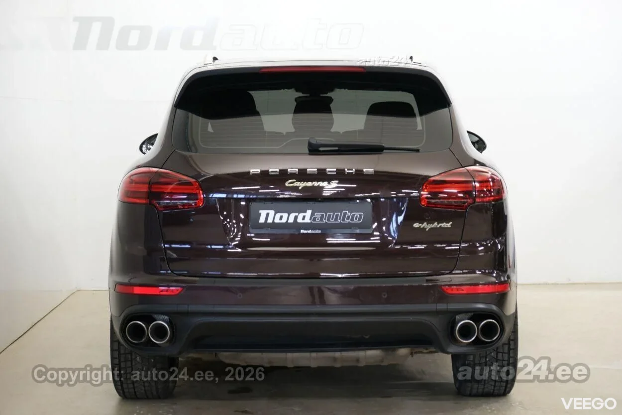 Porsche Cayenne S E-Hybrid - 3 245kW