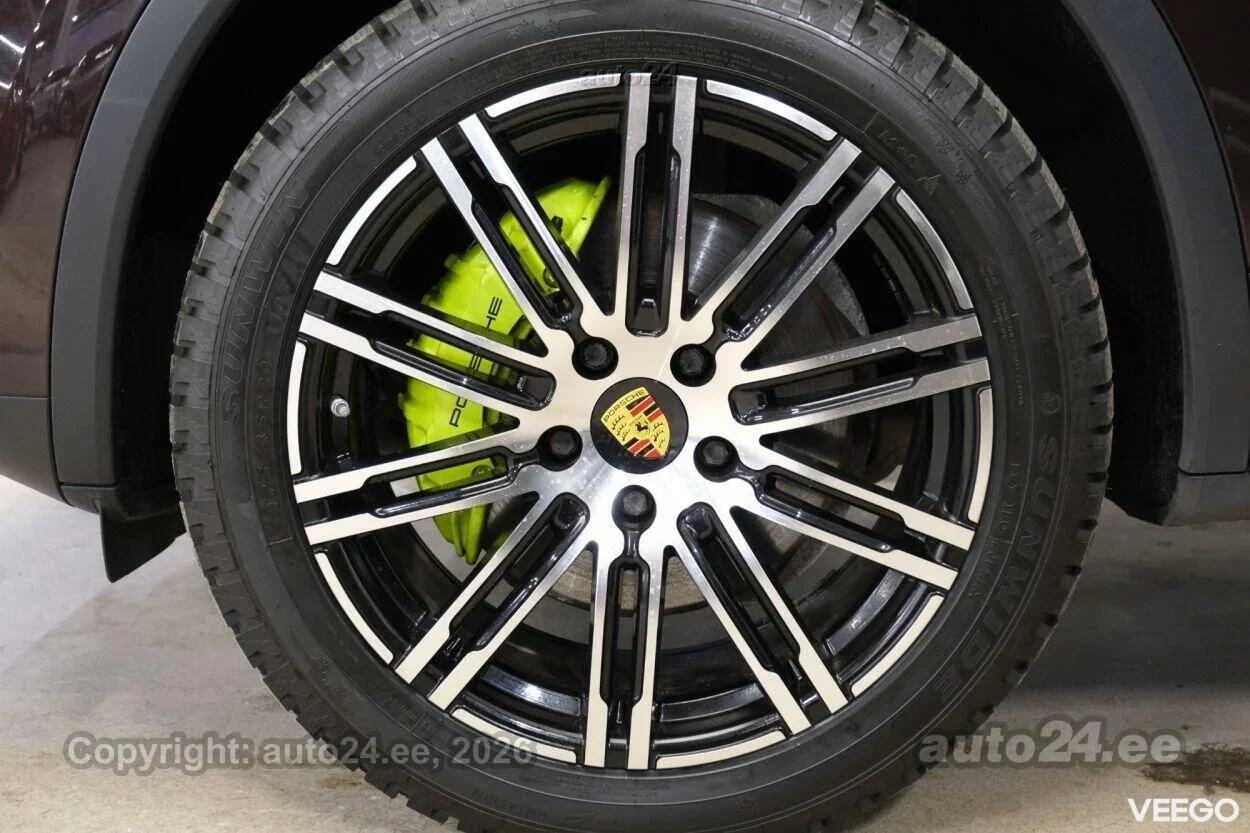 Porsche Cayenne S E-Hybrid - 3 245kW