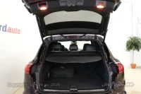 Porsche Cayenne S E-Hybrid - 3 245kW thumbnail