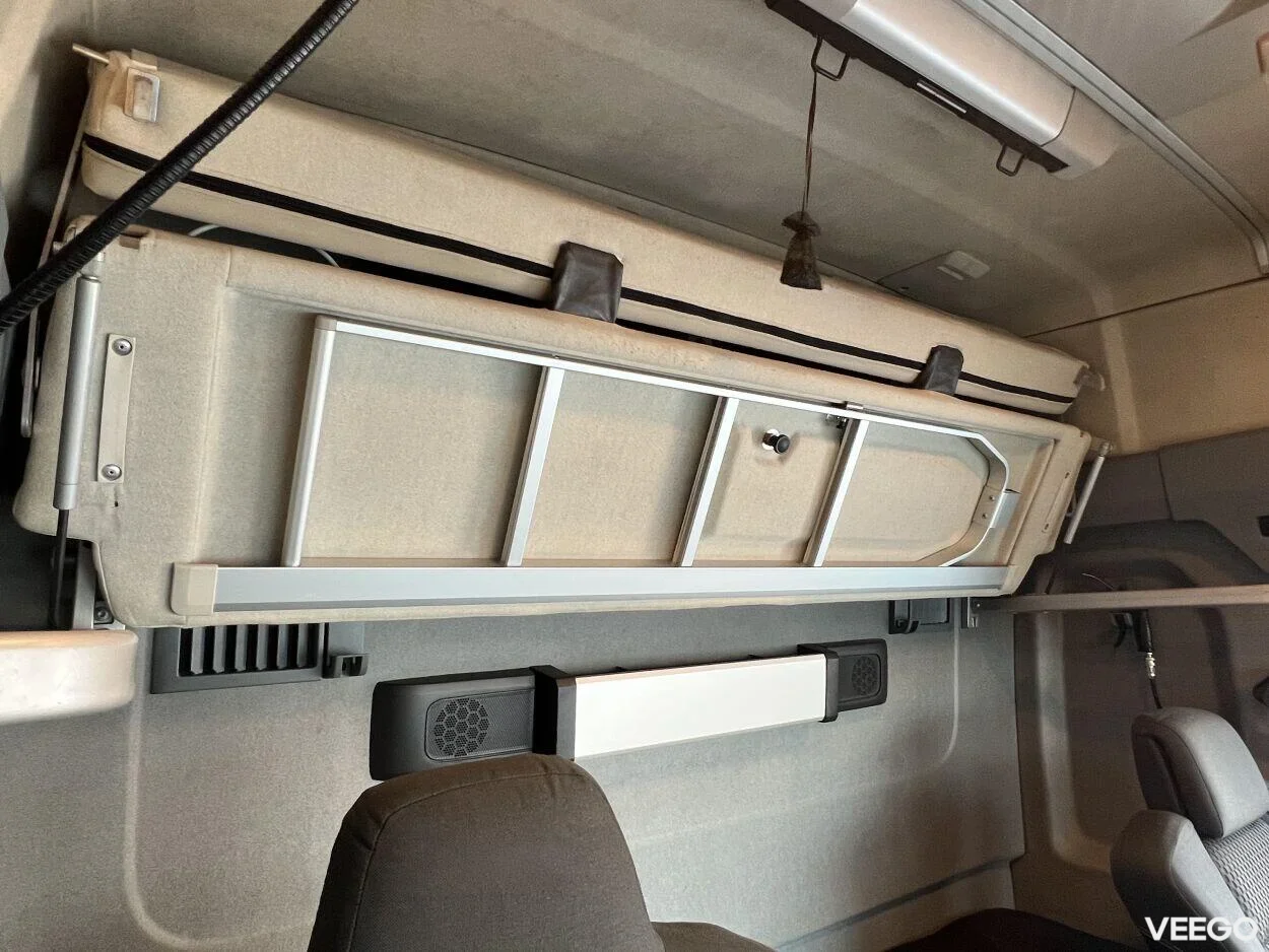 Renault C 250 High 12.8 360kW