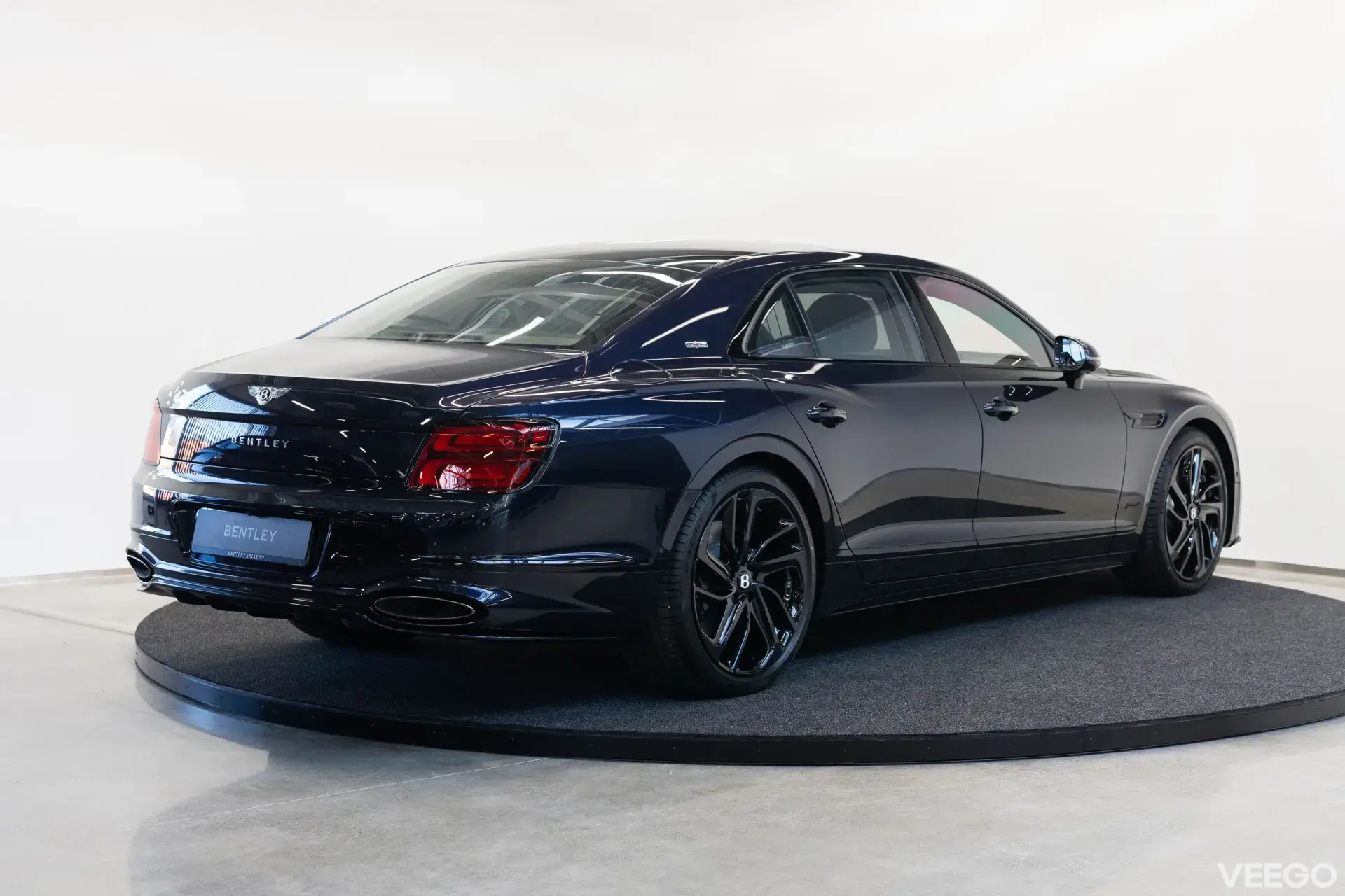 Bentley FLYING SPUR V8 Speed PHEV 4 575kW