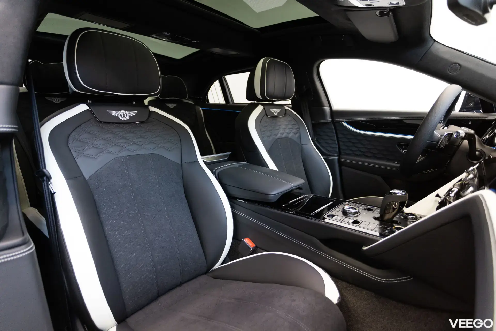 Bentley FLYING SPUR V8 Speed PHEV 4 575kW