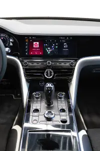 Bentley FLYING SPUR V8 Speed PHEV 4 575kW thumbnail