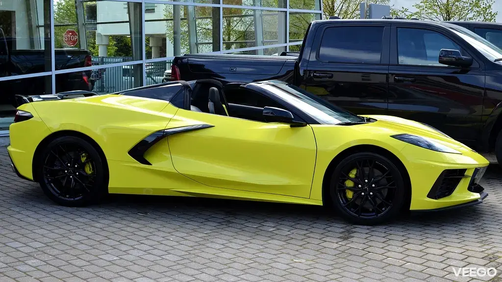 Chevrolet Corvette STINGRAY CONVERTIBLE 6.2 354kW