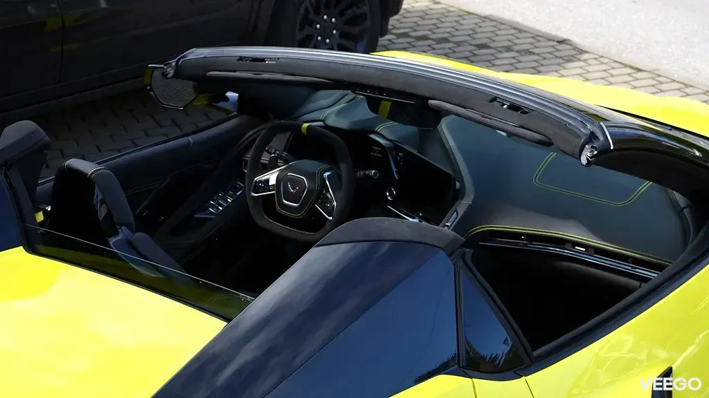 Chevrolet Corvette STINGRAY CONVERTIBLE 6.2 354kW