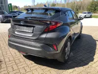 Toyota C-HR 72kW thumbnail