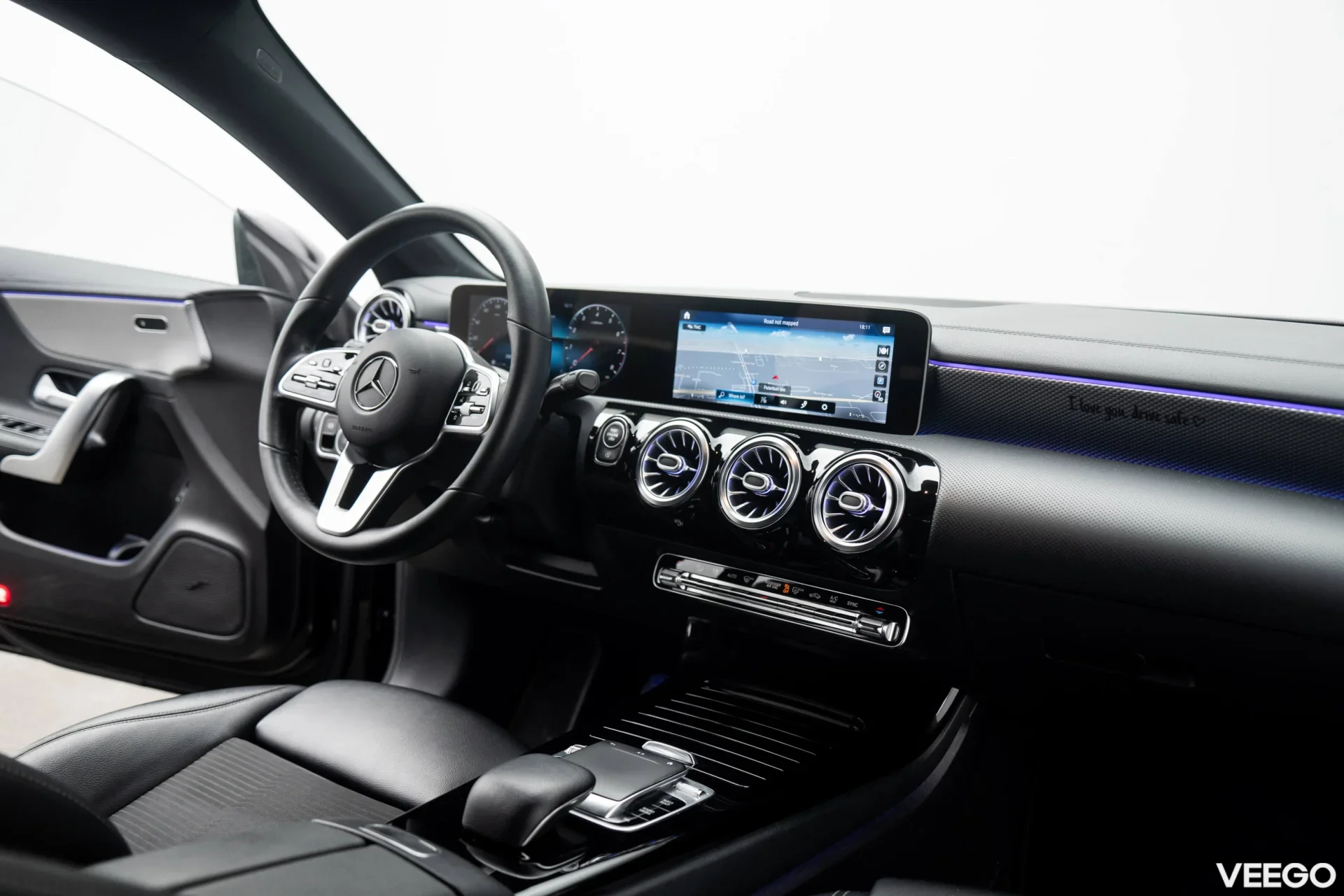 Mercedes-Benz CLA180 Coupe 1.3 100kW