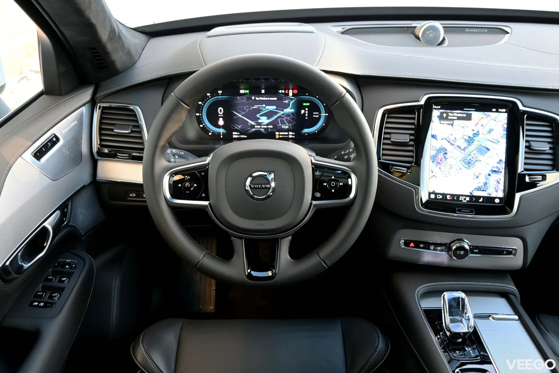 Volvo XC90 AWD T8 B&W 4C ULTIMATE BRIGHT XENIUM INTELLI PRO 2 335kW