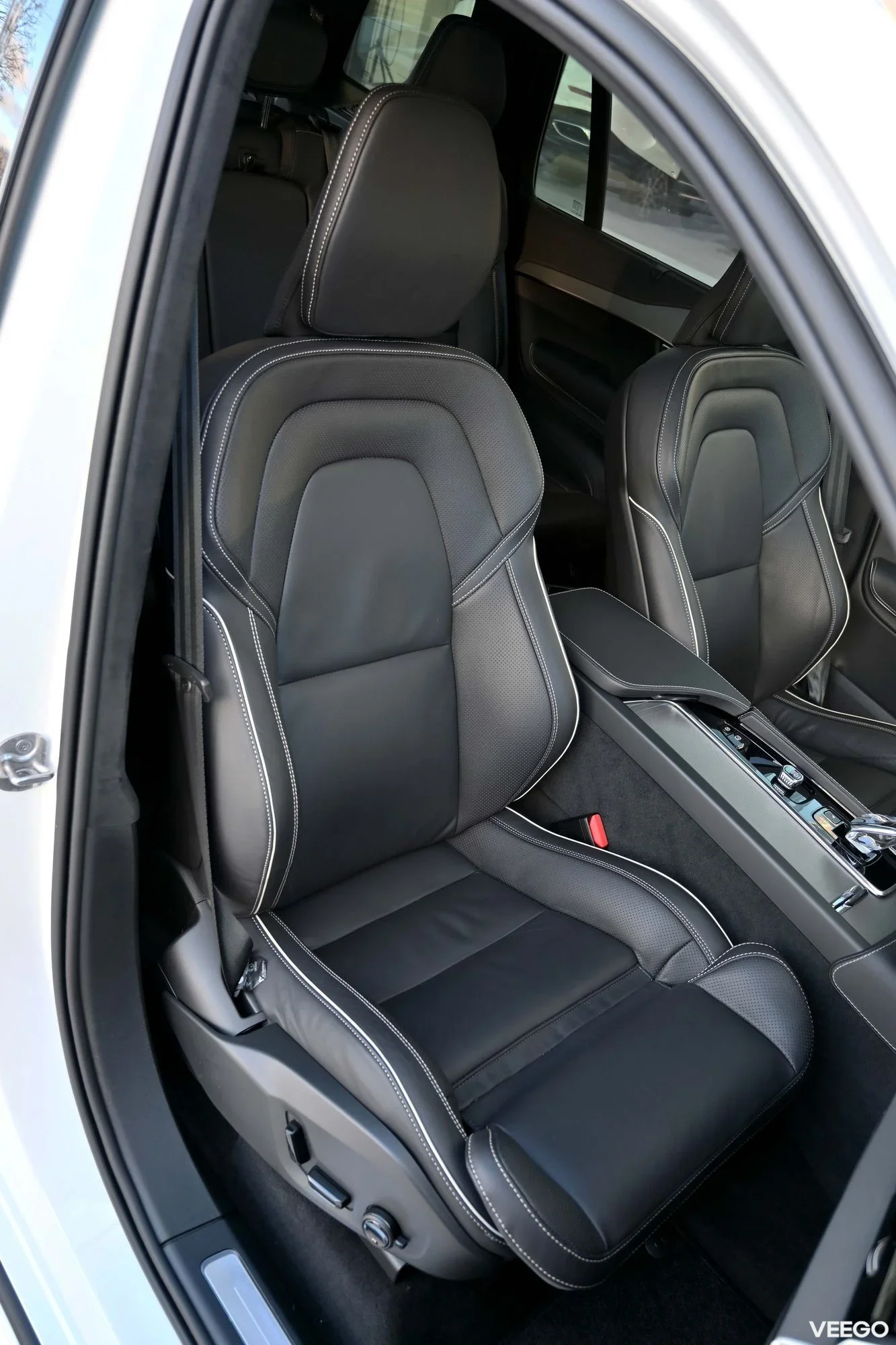 Volvo XC90 AWD T8 B&W 4C ULTIMATE BRIGHT XENIUM INTELLI PRO 2 335kW