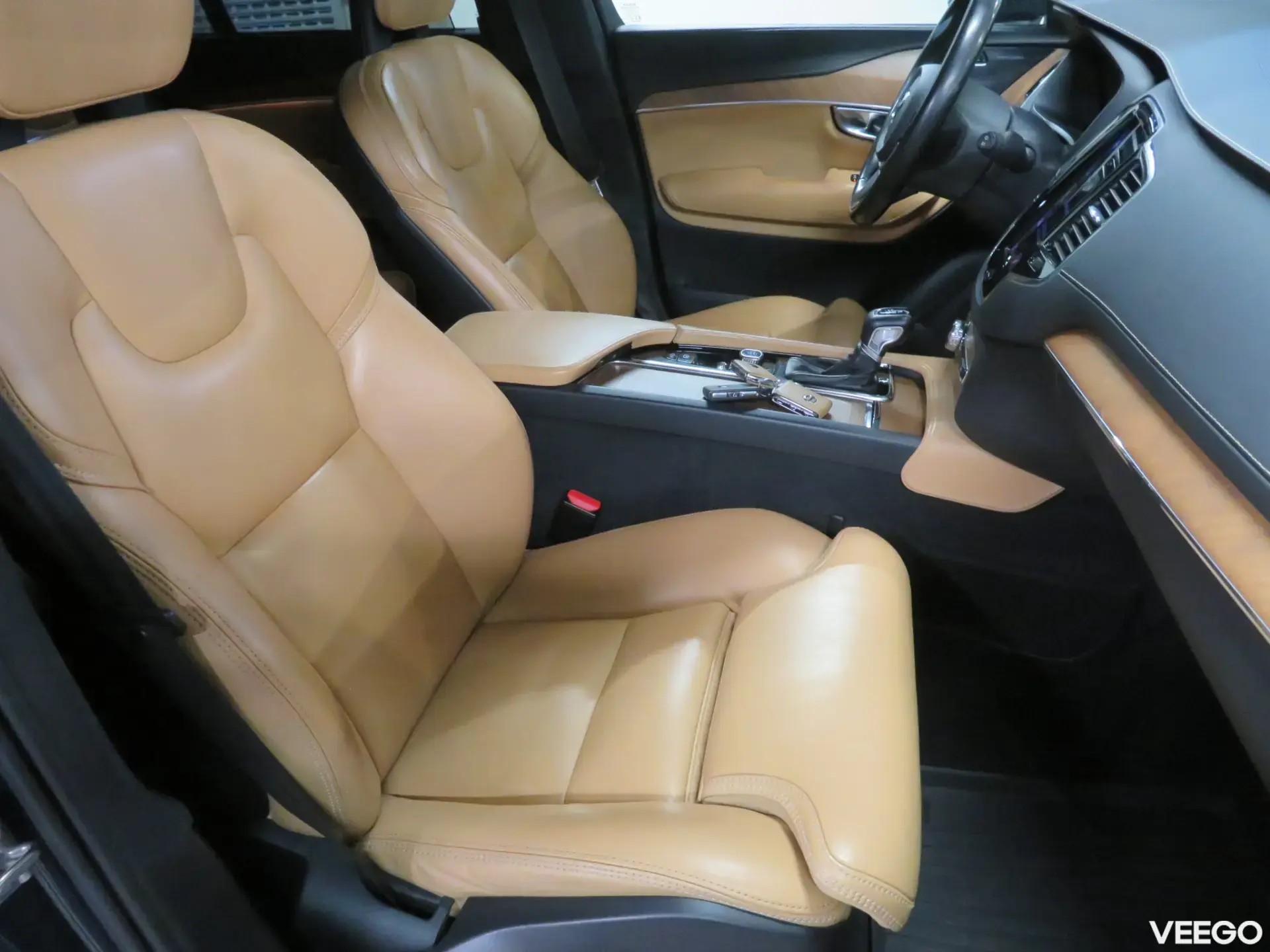 Volvo XC90 2.0 228kW