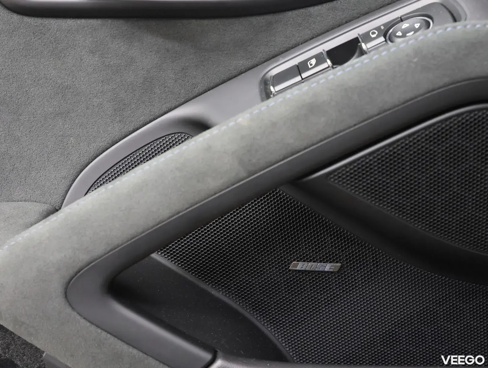 Porsche 718 Cayman GT4 RS 368kW