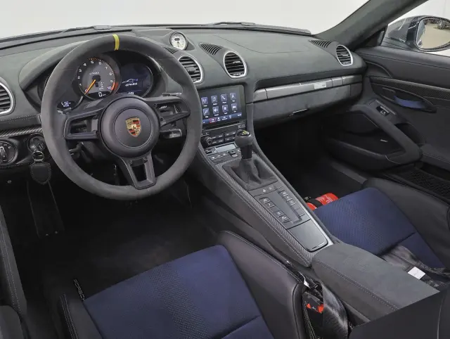 Image of Porsche 718 Cayman GT4 RS 368kW